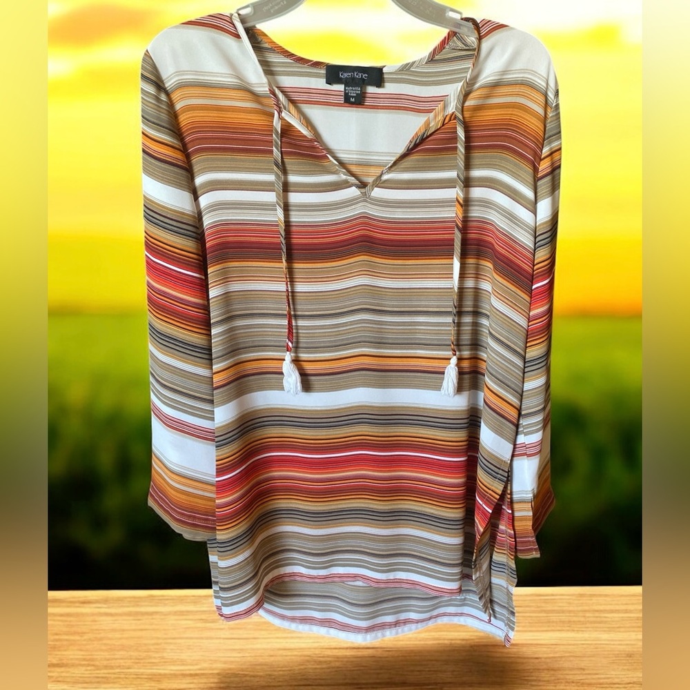 Karen Kane Women's Striped Blouse w/ Three- Quarter Sleeves- Medium
